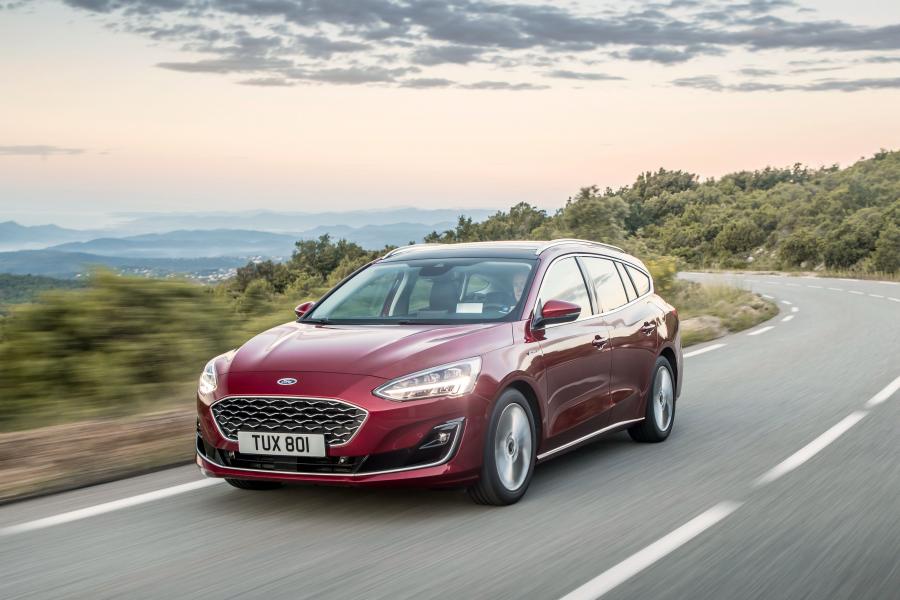  Ford Focus Vignale Turnier 2018 года  (WW) (фото 27 из 40)